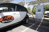 Mitsubishi i-MiEV na stacji szybkiego ładowania