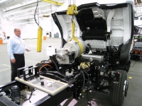 Smith Electric Vehicles US Corporation Newton - montaż silnika