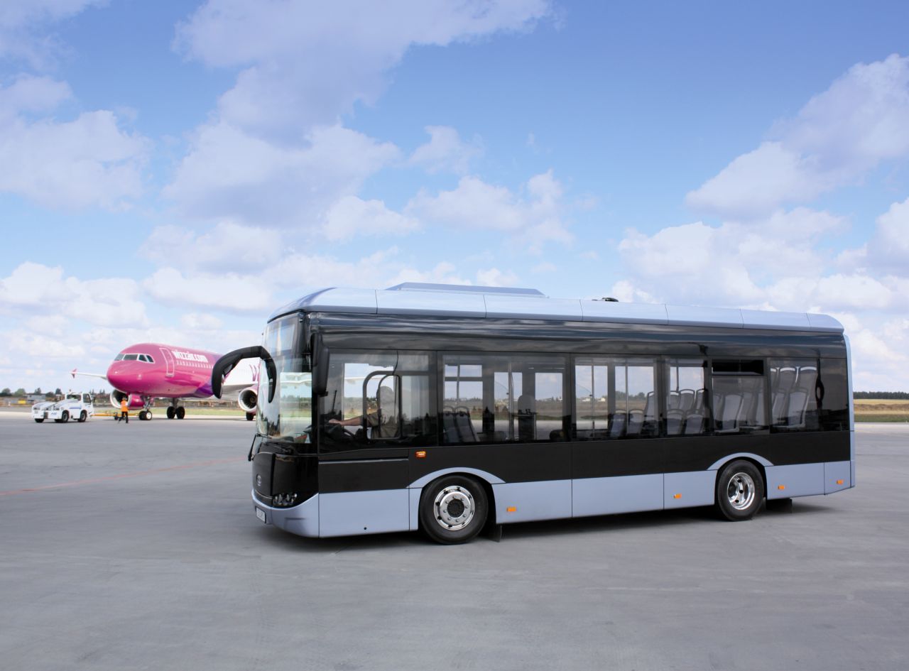 solaris_urbino_89_le_electric_7.jpg