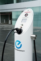 Szybka ładowarka CHAdeMO firmy Nissan